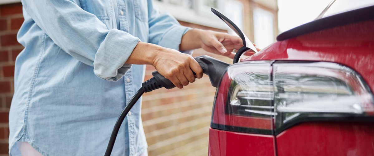 Instalar un punto de recarga en tu casa te dará la libertad de cargar tu coche eléctrico cuando quieras