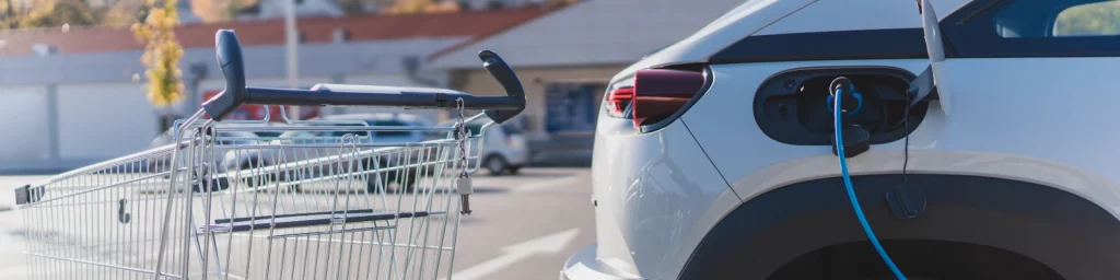 Carga tu coche eléctrico mientras haces la compra en el supermercado