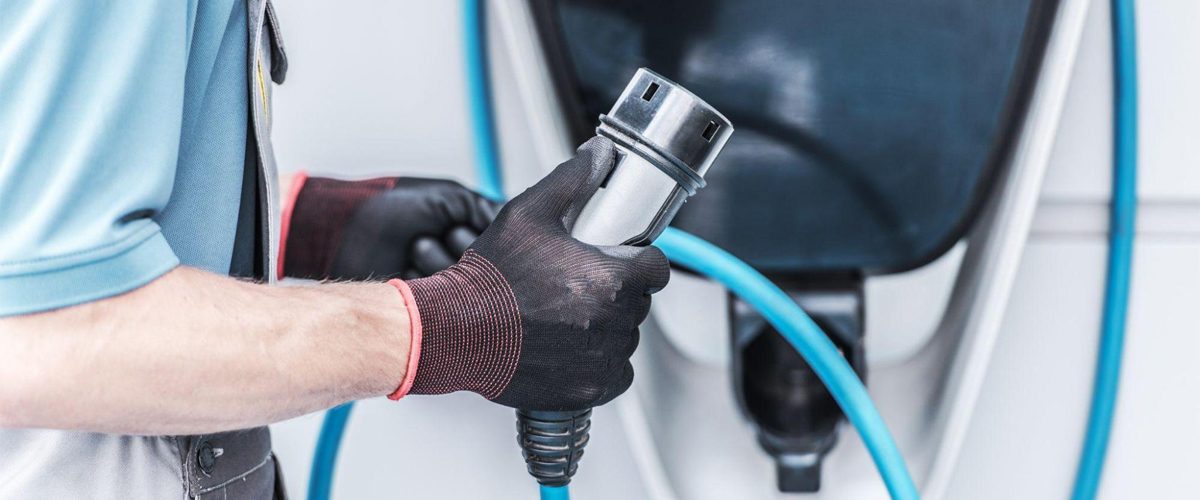 Cómo limpiar tu punto de recarga para coches eléctricos