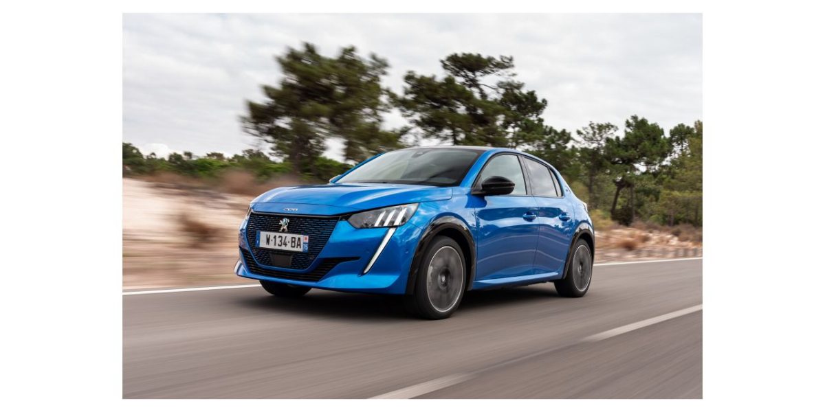 Peugeot e-208